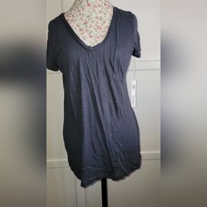 NWT Caslon Charcoal Short Sleeve V-Neck Tee Size MEDIUM